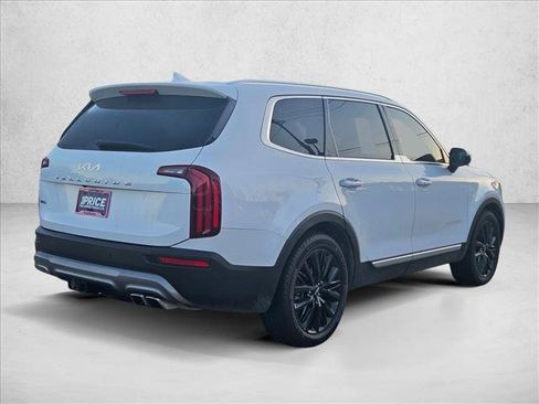 Used 2022 Kia Telluride SX w/ SX Prestige Package image 5