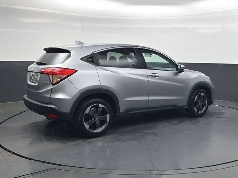 Used 2018 Honda HR-V EX image 4
