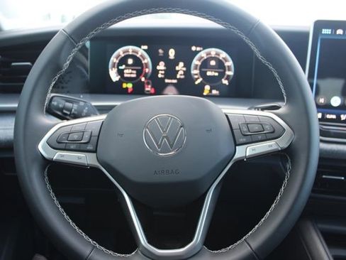 New 2026 Volkswagen Tiguan S image 17