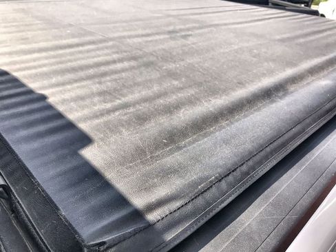 Used 2023 Ford F250 Lariat w/ Tremor Off-Road Package image 23