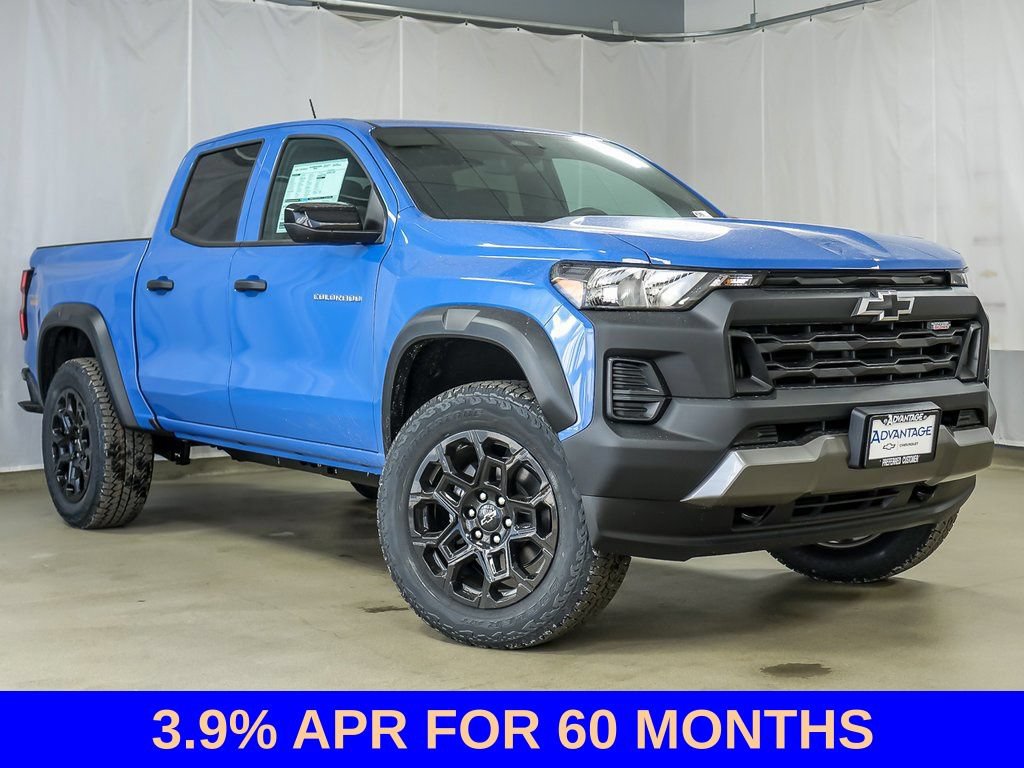 Used 2026 Chevrolet Colorado Trail Boss AWD/4WD image 2