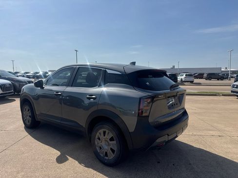 Used 2025 Nissan Kicks S AWD/4WD image 13