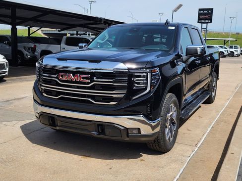 New 2026 GMC Sierra 1500 SLT w/ SLT Premium Plus Package AWD/4WD image 8