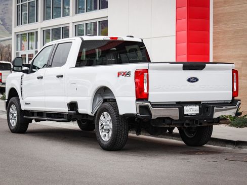 Used 2024 Ford F350 XLT w/ FX4 Off-Road Package AWD/4WD image 6