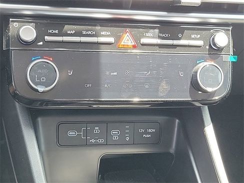 New 2025 Hyundai Tucson SEL image 10