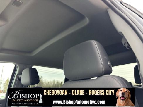 Used 2024 GMC Sierra 1500 SLE image 39