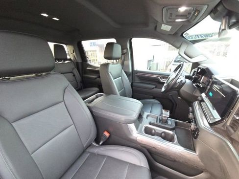 Used 2023 Chevrolet Silverado 1500 LTZ w/ LTZ Convenience Package II image 5