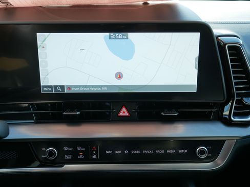 Certified 2024 Kia Sportage EX AWD/4WD image 30