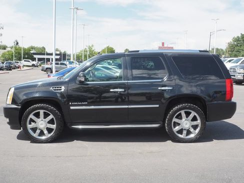 Used 2008 Cadillac Escalade AWD image 7