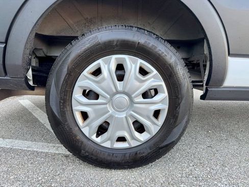 Used 2024 Ford Transit 350 XLT RWD image 25