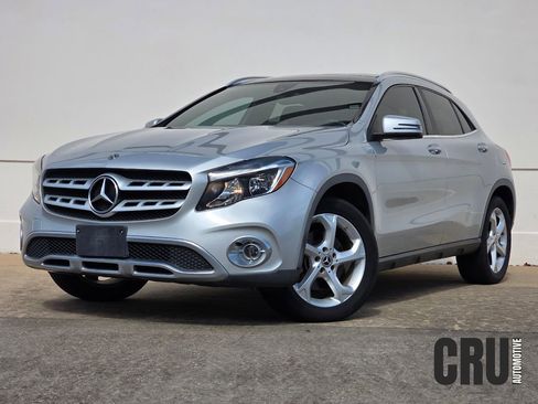 Used 2018 Mercedes-Benz GLA 250 4MATIC image 1