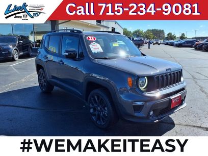 Used 2023 Jeep Renegade Latitude w/ Sun/Sound Group