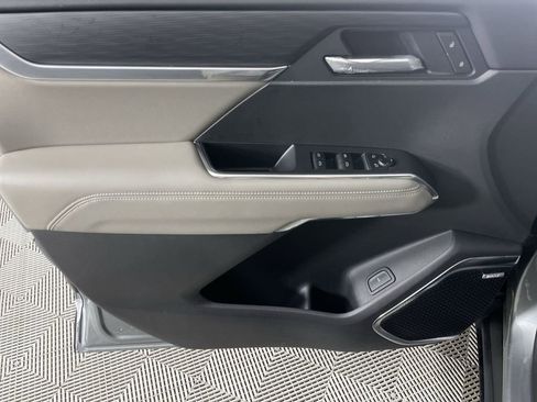 New 2025 GMC Acadia Elevation image 22