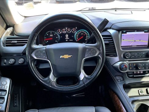 Used 2017 Chevrolet Suburban Premier image 5