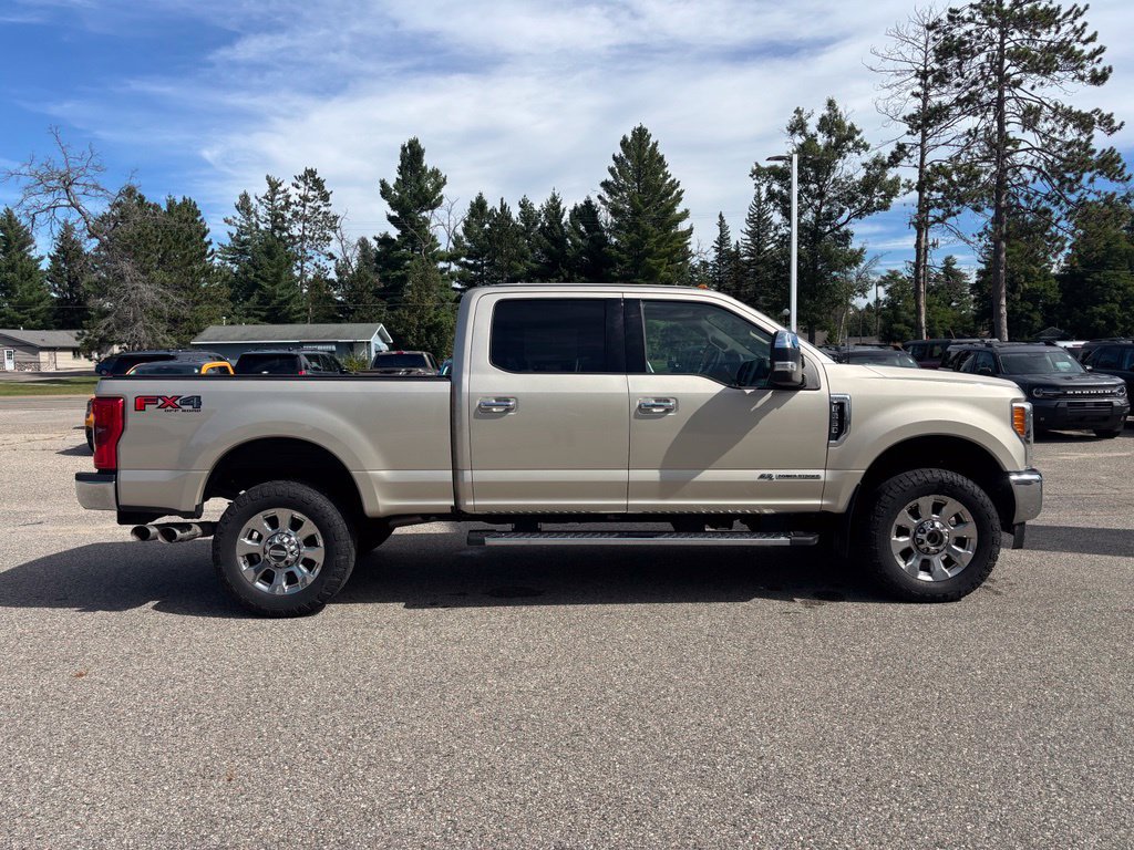 Used 2017 Ford F350 Lariat w/ Lariat Ultimate Package AWD/4WD image 2