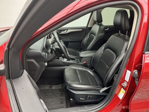 Used 2020 Ford Escape SEL image 12