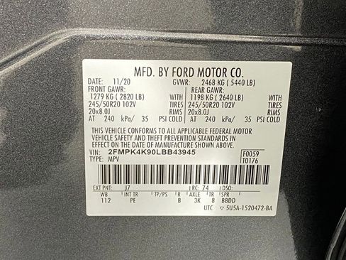 Used 2020 Ford Edge Titanium w/ Equipment Group 301A image 33