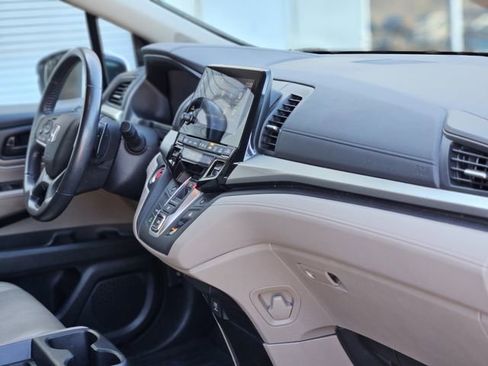 Used 2019 Honda Odyssey EX-L image 13