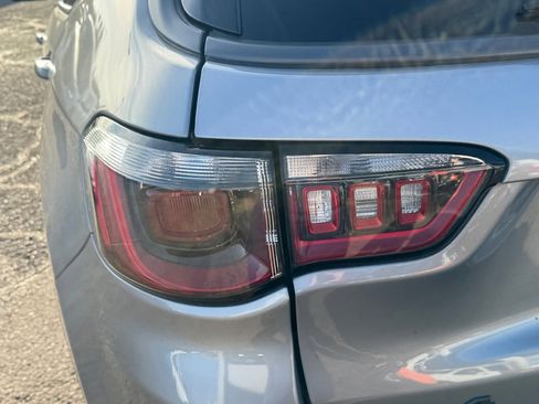 Used 2022 Jeep Compass Trailhawk w/ Trailhawk Convenience Group image 24