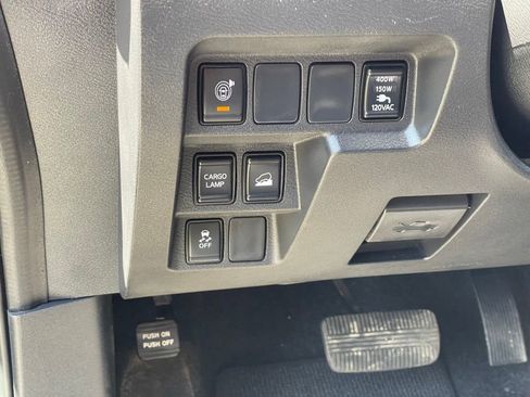 Certified 2023 Nissan Frontier SV w/ SV Convenience Package AWD/4WD image 17