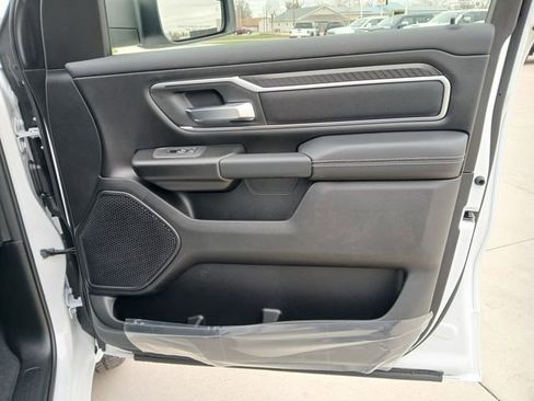 New 2026 RAM 1500 4x4 Crew Cab image 15