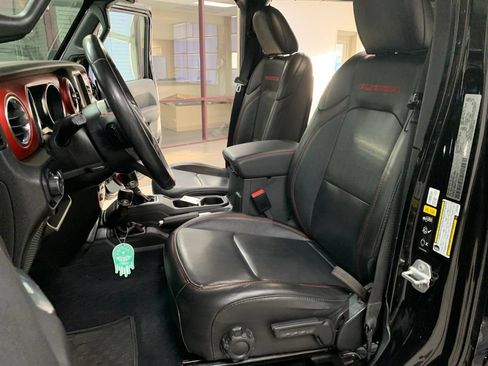 Certified 2023 Jeep Wrangler Unlimited Rubicon w/ Safety Group AWD/4WD image 8