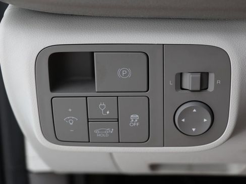 Used 2023 Hyundai Ioniq 6 SEL image 28