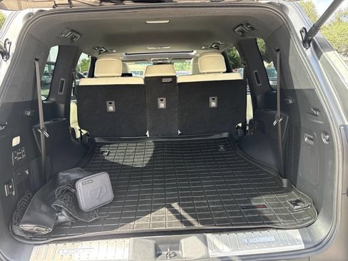 Used 2022 Lexus LX 600 4WD w/ Accessory Package (Z1) image 20