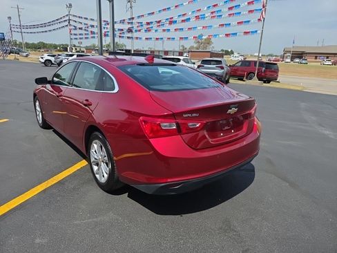 Used 2025 Chevrolet Malibu LT FWD image 4
