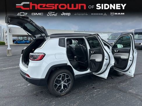 Used 2024 Jeep Compass Limited w/ Sun and Sound Group AWD/4WD image 23