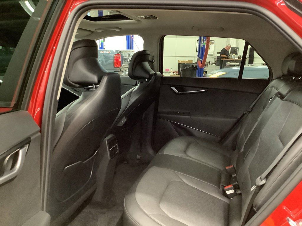 Certified 2025 Kia Niro Wave w/ Wave Preserve Package FWD image 14