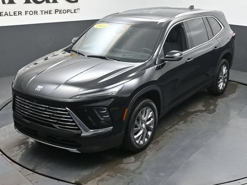 Used 2025 Buick Enclave Preferred w/ Power Package AWD/4WD image 46