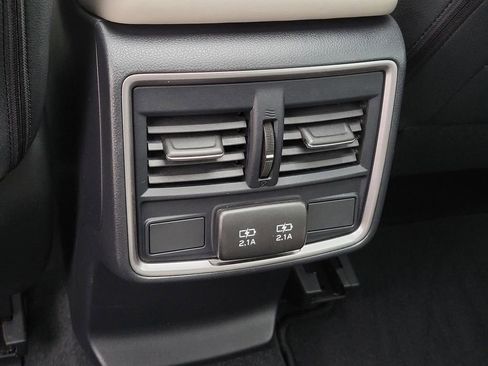 Used 2023 Subaru Forester Premium image 16