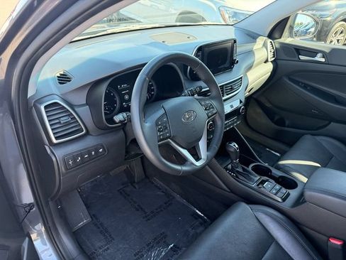 Used 2019 Hyundai Tucson Ultimate w/ Cargo Package FWD image 11