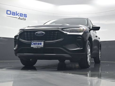 Used 2024 Ford Escape Active AWD/4WD image 41
