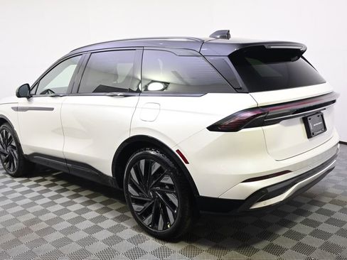 New 2026 Lincoln Nautilus Reserve w/ Jet Appearance Package image 3