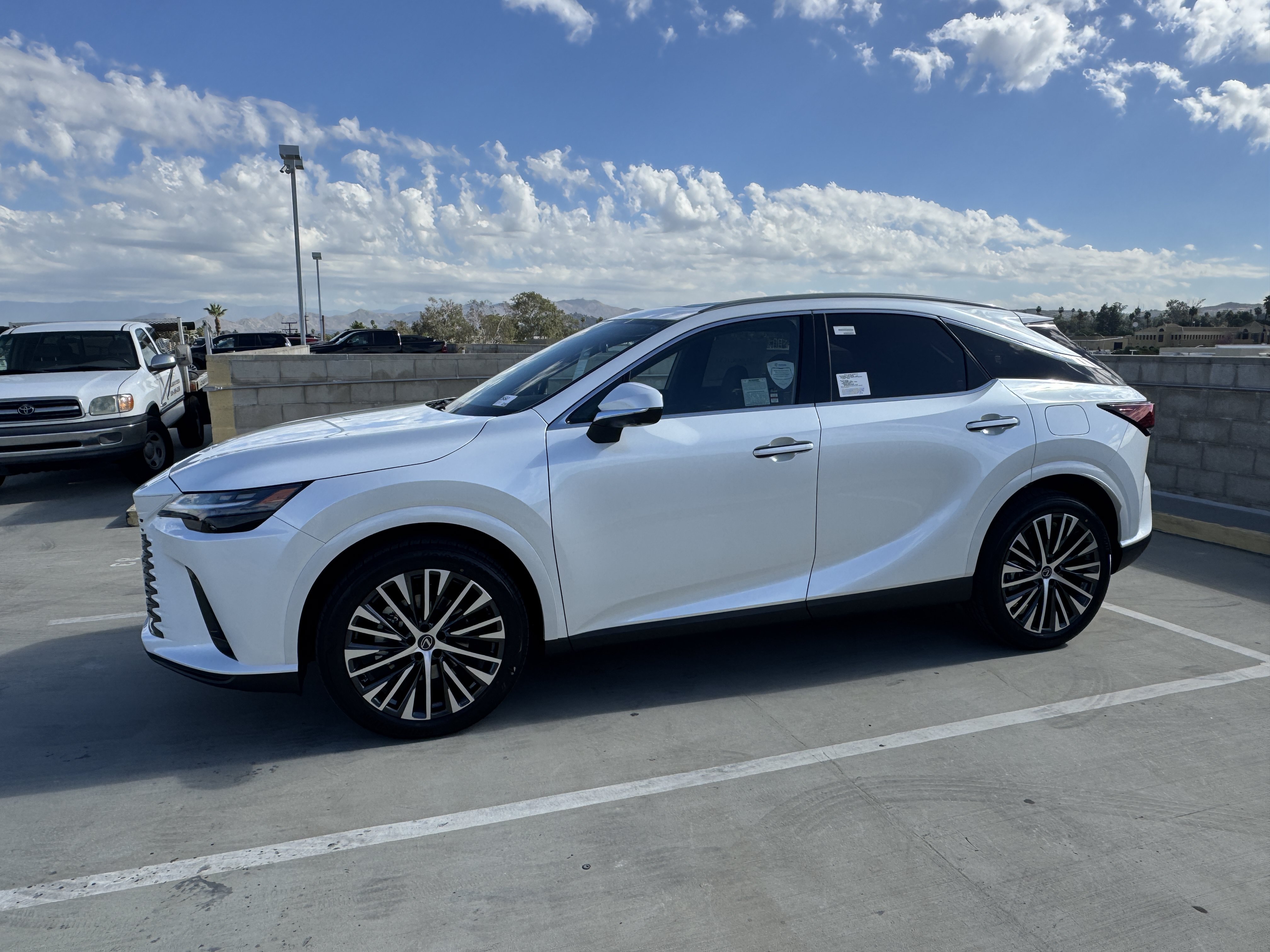 New 2026 Lexus RX 350 FWD image 5