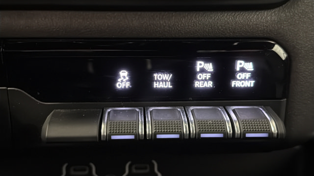 Used 2022 RAM 1500 Laramie w/ Sport Appearance Package AWD/4WD image 38
