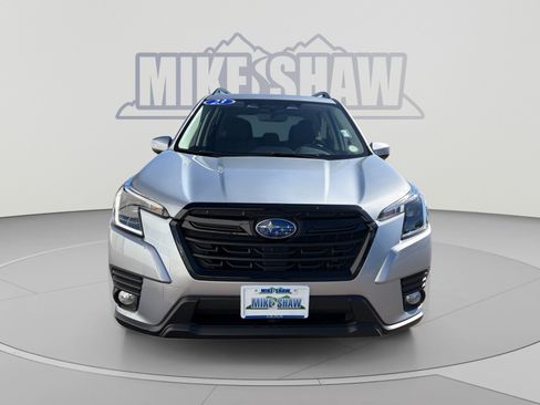 Used 2023 Subaru Forester Premium AWD/4WD image 8