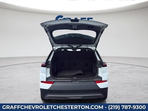 Used 2023 Chevrolet Bolt EUV Premier w/ Sun & Sound Package FWD image 27