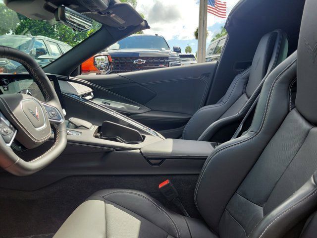 Used 2025 Chevrolet Corvette Stingray Coupe w/ 1LT RWD image 18