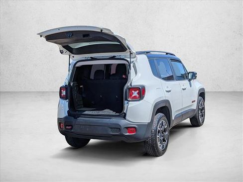 Used 2023 Jeep Renegade Trailhawk AWD/4WD image 5