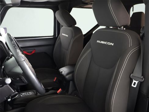 Used 2015 Jeep Wrangler Rubicon image 22