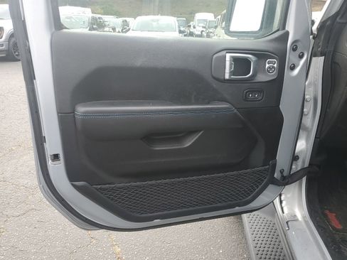 Used 2024 Jeep Wrangler High Altitude image 12