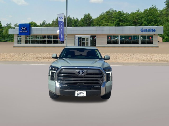 Used 2024 Toyota Tundra Limited AWD/4WD image 3
