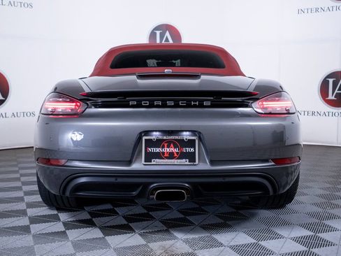 Used 2019 Porsche 718 Boxster RWD image 7