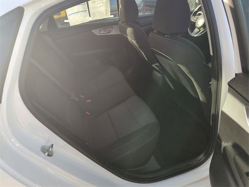 Used 2023 Kia Forte LXS image 10