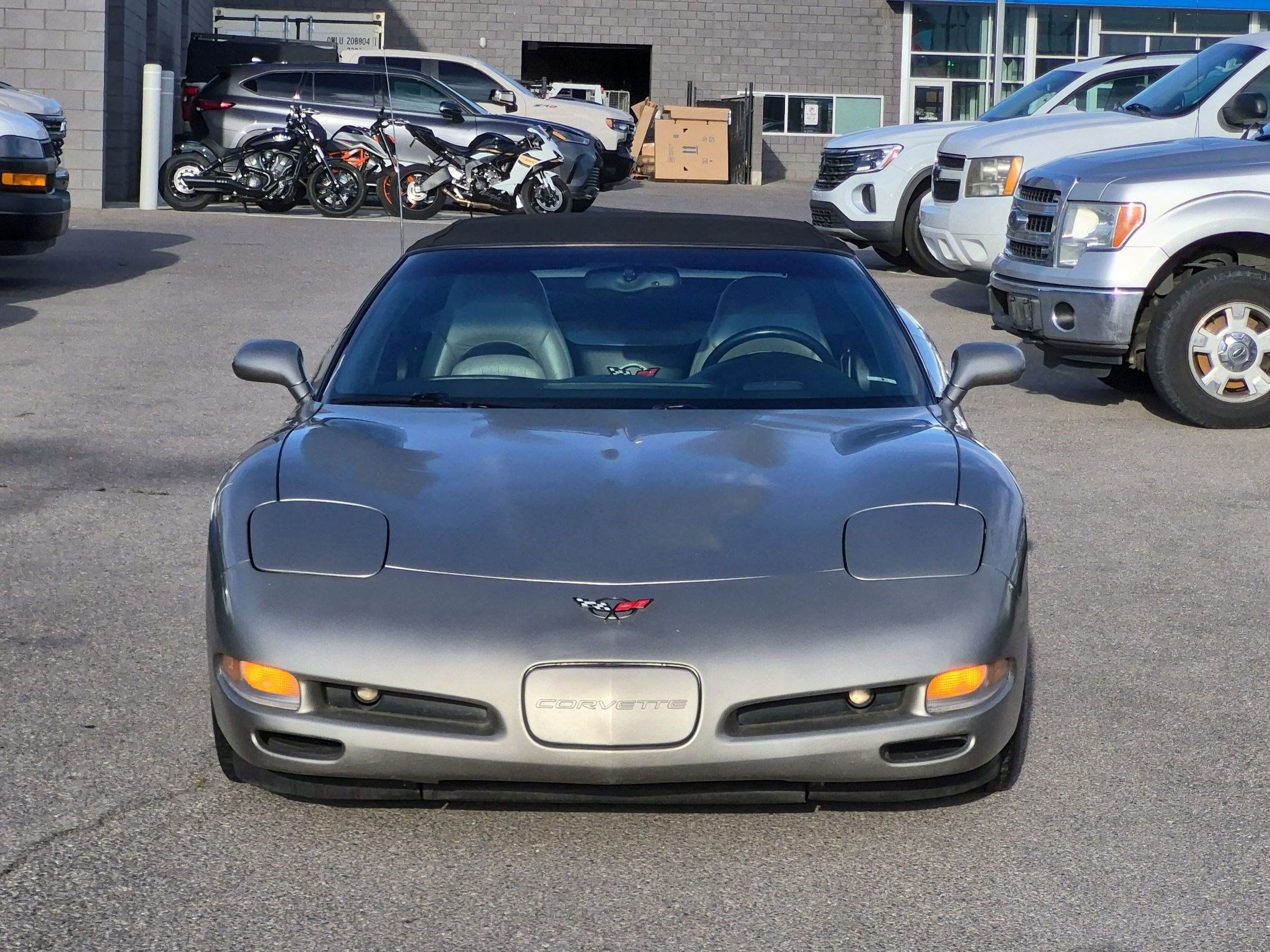Used 2001 Chevrolet Corvette Convertible w/ Preferred Equipment Group2 RWD image 9