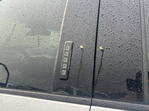 Used 2016 Ford F150 Lariat w/ Equipment Group 502A Luxury image 15