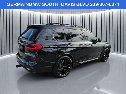 Used 2025 BMW X7 xDrive40i w/ M Sport Package AWD/4WD image 5
